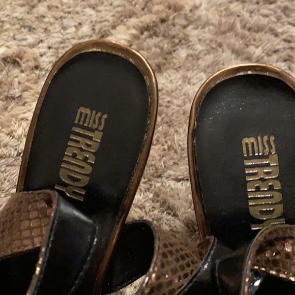 Women’s Heels. - Picture 7 of 10